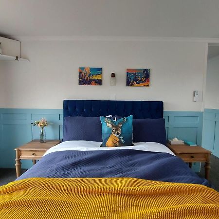 Duxhouse Bnb Taihape Bagian luar foto