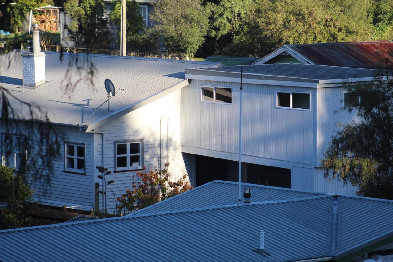 Duxhouse Bnb Taihape Bagian luar foto